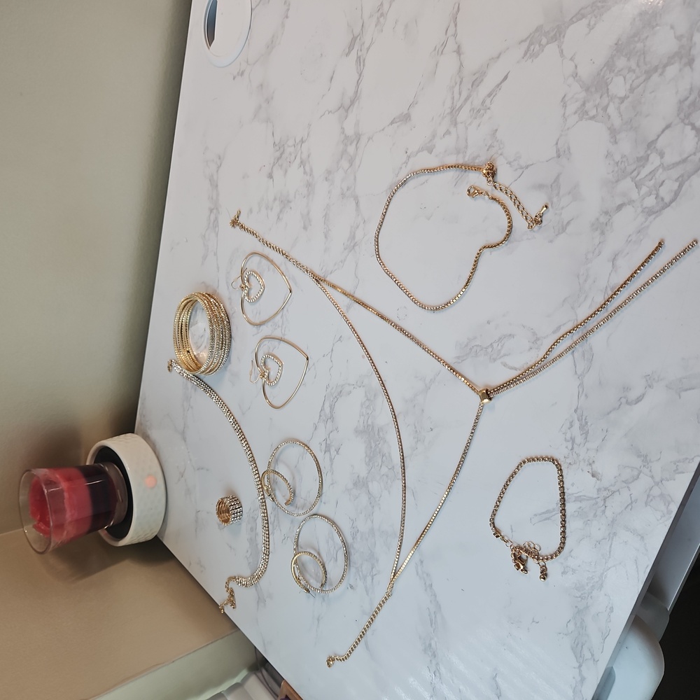 Women's Jewelry